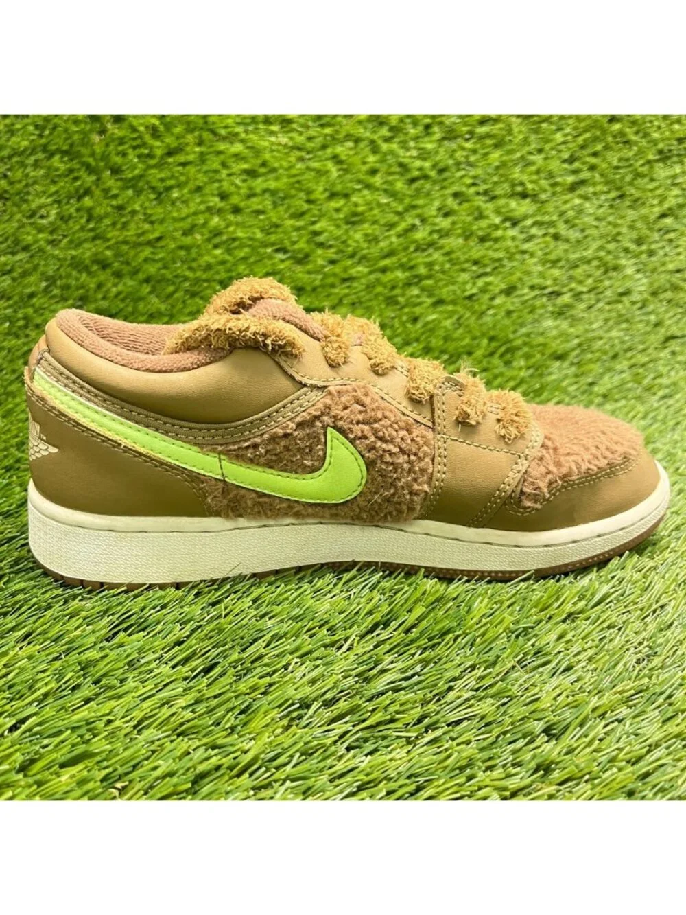 Nike Air Jordan 1 Low Utility Girls Size 4Y Brown Pink Athletic Shoes Sneakers